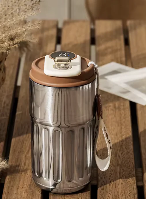 Portable Coffee Mug – Stainless Steel Thermos with Smart LED Temperature Display (450ml)